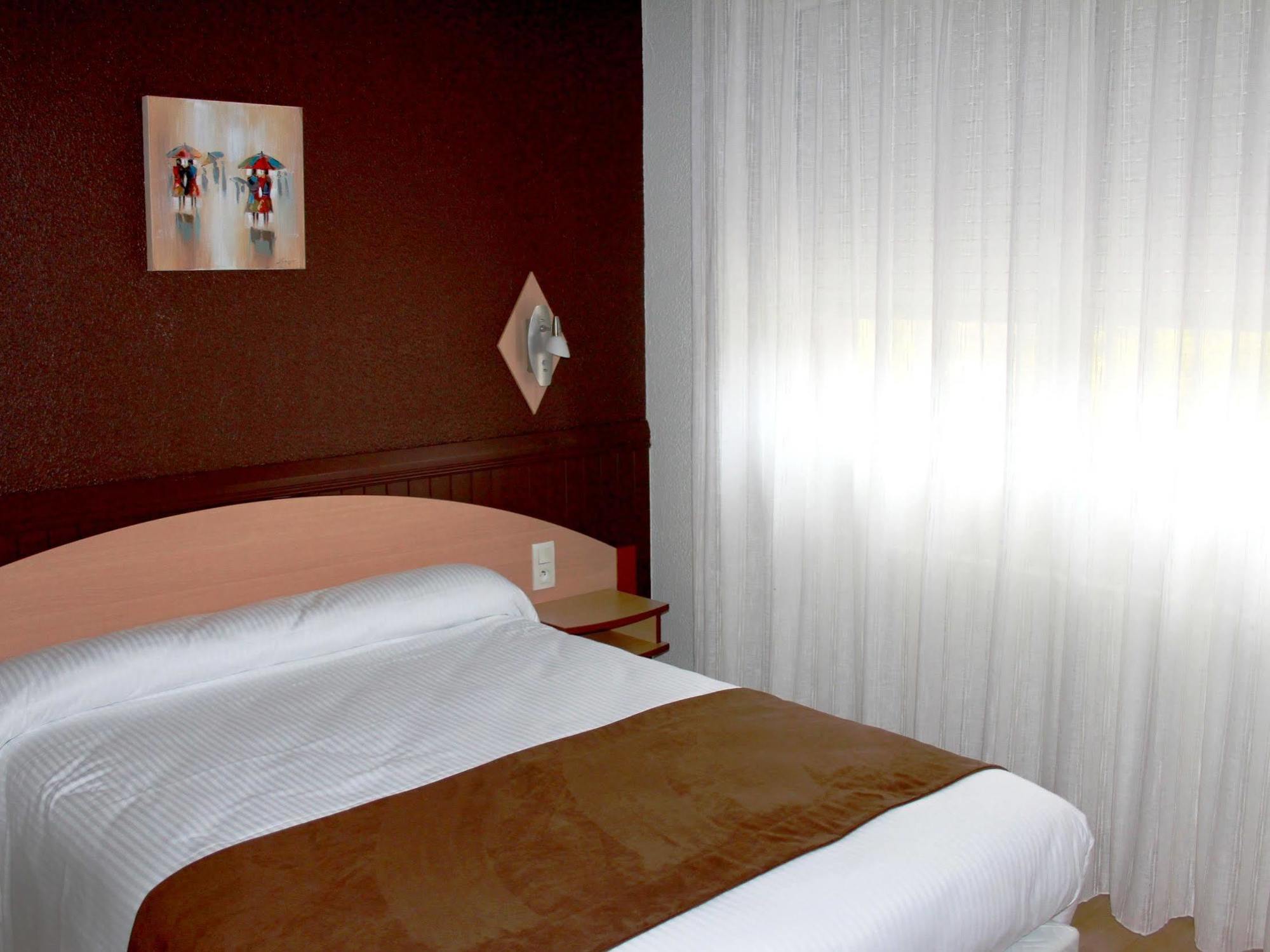 Hotel Saint-Hubert ภายนอก รูปภาพ